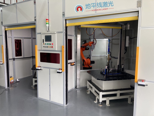 grueso de la refrigeración por agua 3m m de la soldadora de laser del robot 3D 1000-6000W