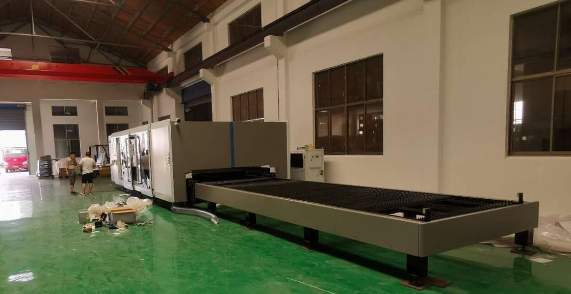 Cortadora para corte de metales de 8025 lasers del CNC de IPG 20m m para la placa de acero