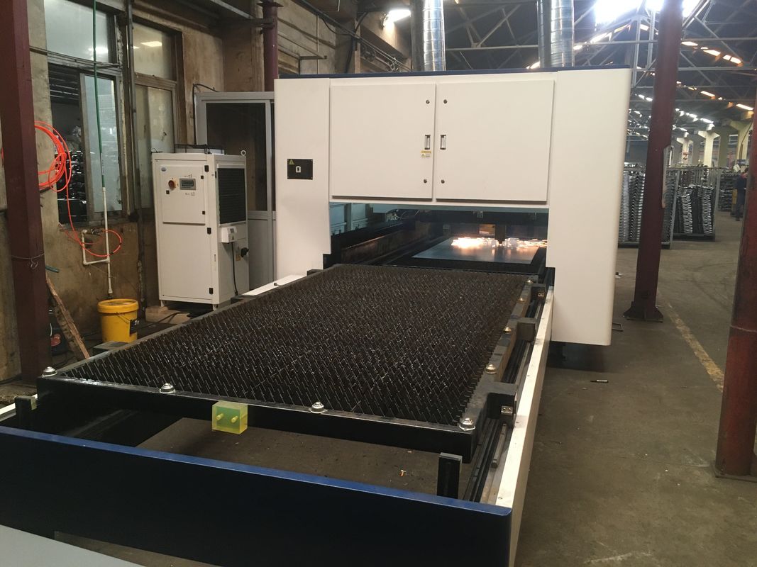 máquina del corte y de grabado del laser de la fibra 2KW de 3000m m